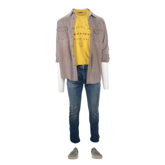 Cobra Kai — Johnny Lawrence's (William Zabka) Distressed Wardrobe